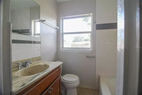 4 bedrooms apartment for rent in Engelwood Park - East Orlando, Orlando