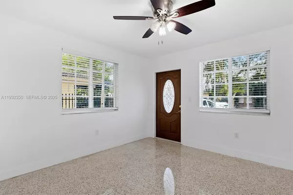 2 bedrooms apartment for rent in Coconut Grove - Miami, Miami