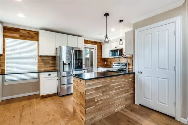 2 bedrooms apartment for rent in Oak Lawn - Ne Dallas, Dallas