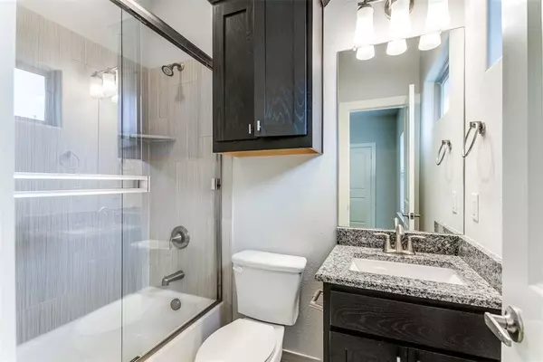 2 bedrooms apartment for rent in Oak Lawn - Ne Dallas, Dallas