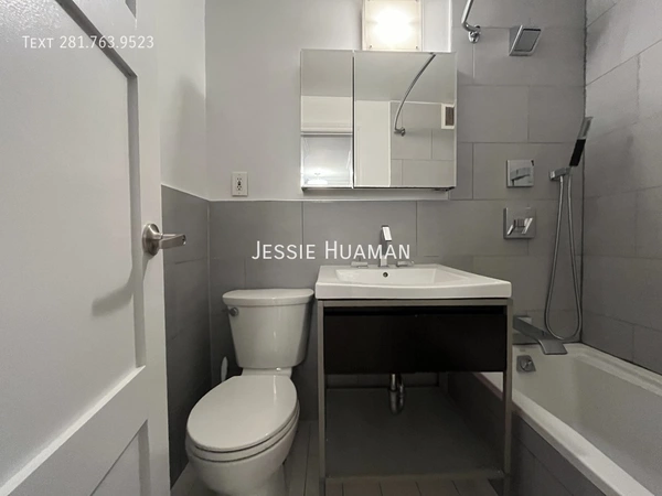 3 bedrooms apartment for rent in Upper West Side - Manhattan, New York