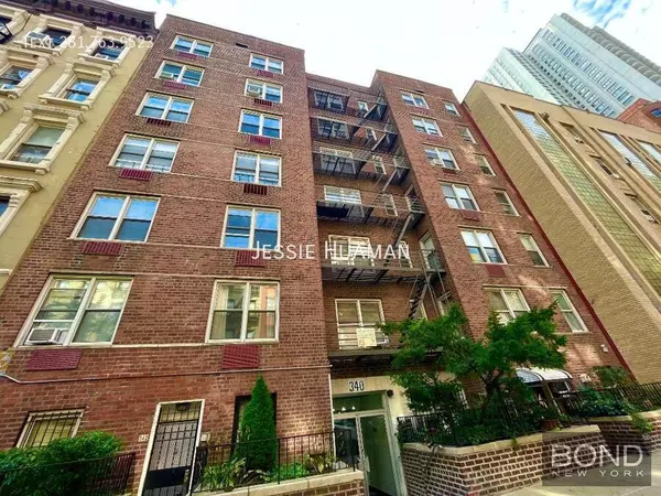 4 bedrooms apartment for rent in Midtown East - Manhattan, New York