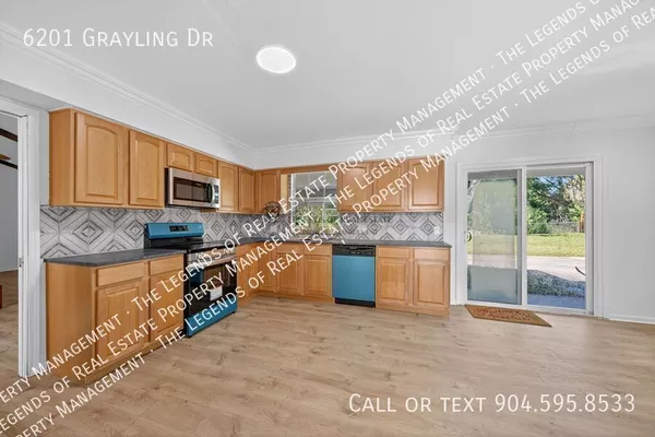 4 bedrooms apartment for rent in Deerwood - Southside, Jacksonville