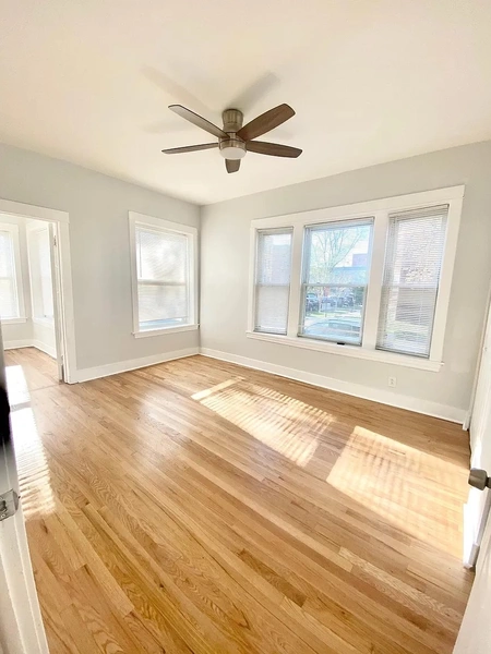 2 bedrooms apartment for rent in Irving Park - Northwest Side, Chicago