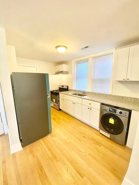 2 bedrooms apartment for rent in Irving Park - Northwest Side, Chicago
