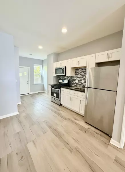 3 bedrooms apartment for rent in Dunlap PHL - West Philadelphia, Philadelphia