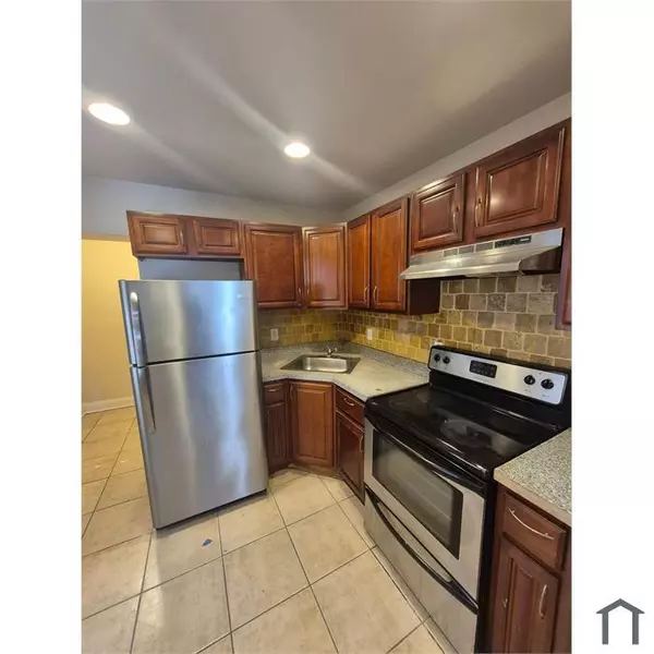 4 bedrooms apartment for rent in Cecil B. Moore - North Philadelphia, Philadelphia