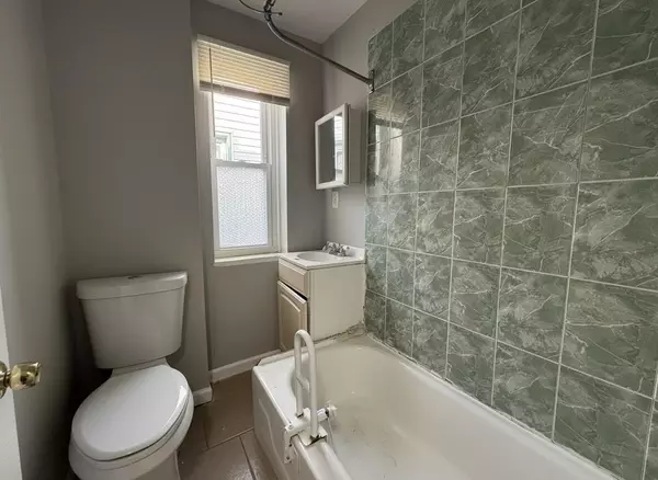 3 bedrooms apartment for rent in Harrowgate - North Philadelphia, Philadelphia