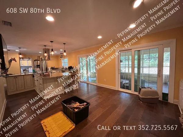 5 bedrooms apartment for rent in West Gainesville - West Gainesville, Gainesville