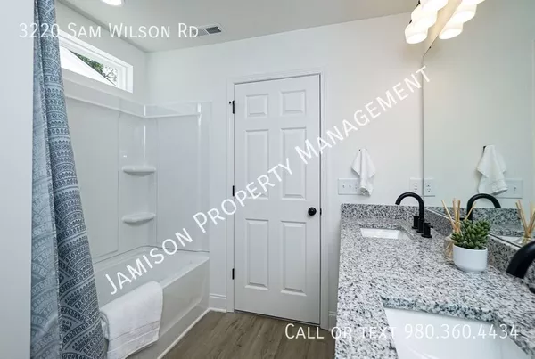 3 bedrooms apartment for rent in Harbor House - West Charlotte, Charlotte