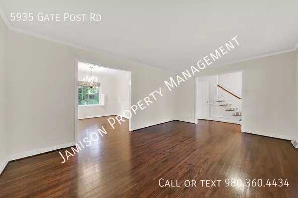 4 bedrooms apartment for rent in North Sharon Amity / Reddman Road - East Charlotte, Charlotte