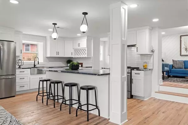 5 bedrooms apartment for rent in East Lake - East Atl, Atlanta