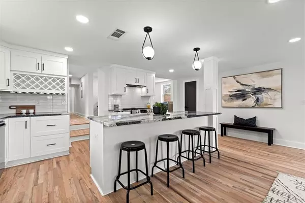 5 bedrooms apartment for rent in East Lake - East Atl, Atlanta