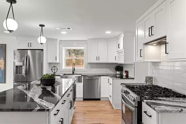 5 bedrooms apartment for rent in East Lake - East Atl, Atlanta
