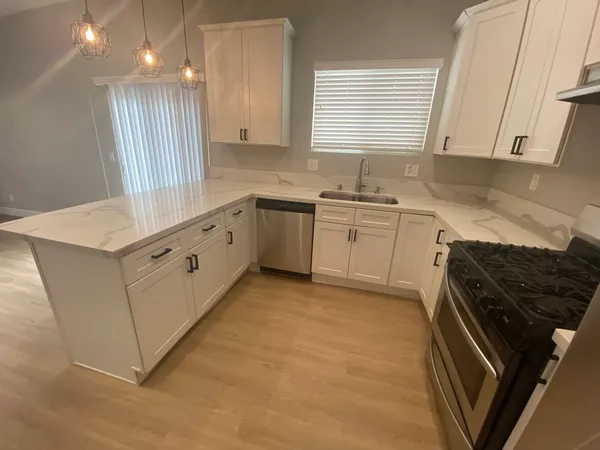 2 bedrooms apartment for rent in Hillcrest - Central SD, San Diego