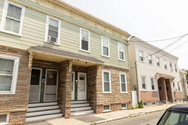 3 bedrooms apartment for rent in Inner Belt - Somerville, Boston