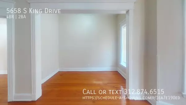 4 bedrooms apartment for rent in Washington Park - South Side, Chicago