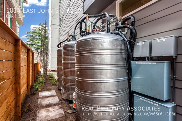 Studio Apartment for rent in Madison Valley - Central Seattle, Seattle