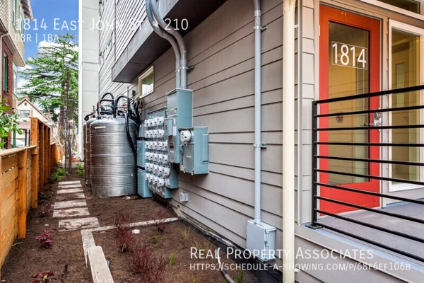 Studio Apartment for rent in Madison Valley - Central Seattle, Seattle