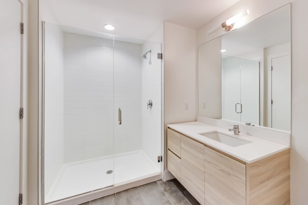 2 bedrooms apartment for rent in Hermosa - Northwest Side, Chicago