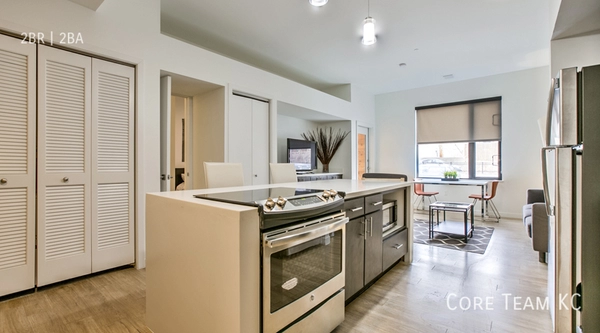 2 bedrooms apartment for rent in Brookside - KCMO, Kansas City