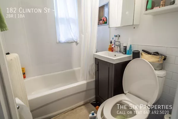 2 bedrooms apartment for rent in Palmerston-Little Italy - Downtown TO, Toronto