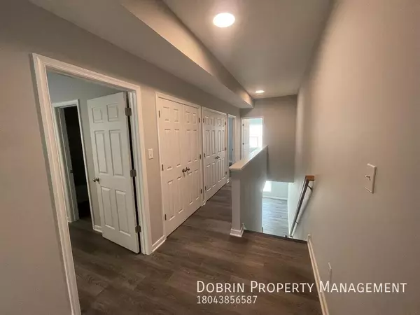 5 bedrooms apartment for rent in Newtowne West - Central RVA, Richmond
