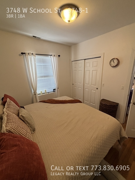 3 bedrooms apartment for rent in Irving Park - Northwest Side, Chicago