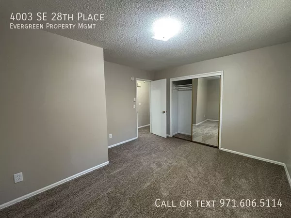 2 bedrooms apartment for rent in Reed - SE Portland, Portland