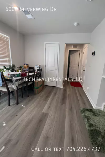 4 bedrooms apartment for rent in Hickory Grove - East Charlotte, Charlotte