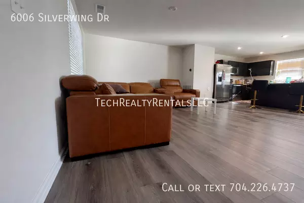 4 bedrooms apartment for rent in Hickory Grove - East Charlotte, Charlotte