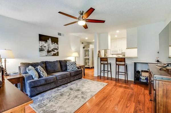 2 bedrooms apartment for rent in Old East Dallas - Ne Dallas, Dallas