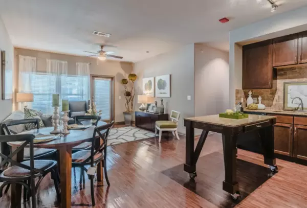 2 bedrooms apartment for rent in Lakewood Hills - Ne Dallas, Dallas