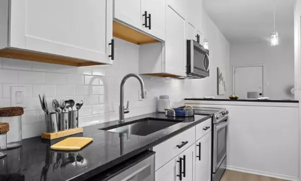 2 bedrooms apartment for rent in Oak Lawn - Ne Dallas, Dallas