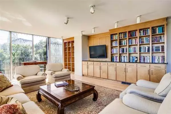 2 bedrooms apartment for rent in Uptown - Ne Dallas, Dallas