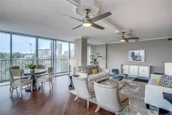 2 bedrooms apartment for rent in Uptown - Ne Dallas, Dallas