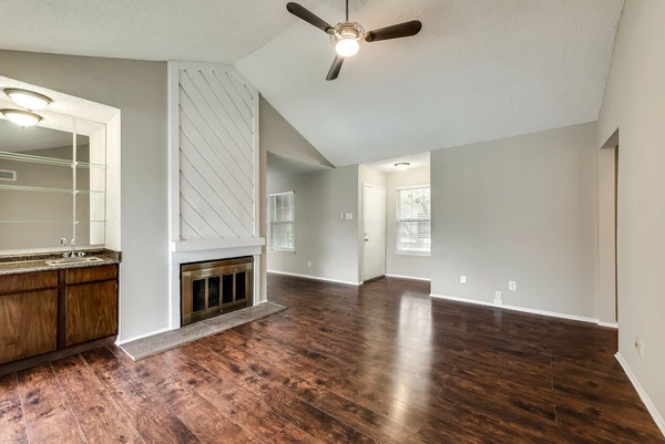 2 bedrooms apartment for rent in Addison - Nw Dallas, Dallas