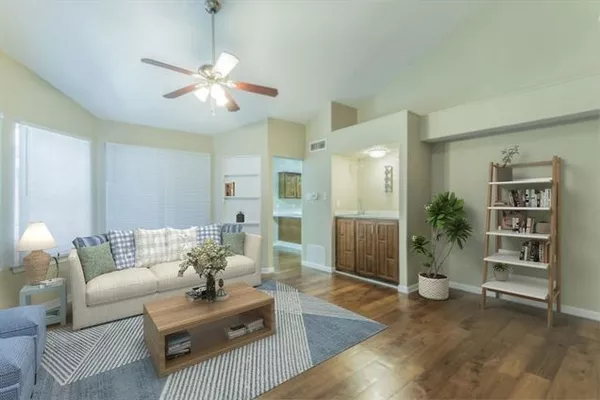 2 bedrooms apartment for rent in Addison - Nw Dallas, Dallas