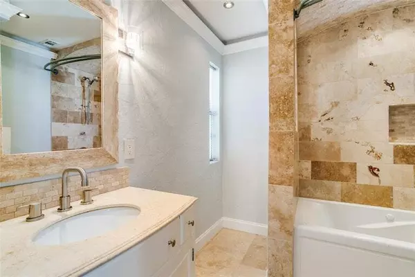 2 bedrooms apartment for rent in Addison - Nw Dallas, Dallas