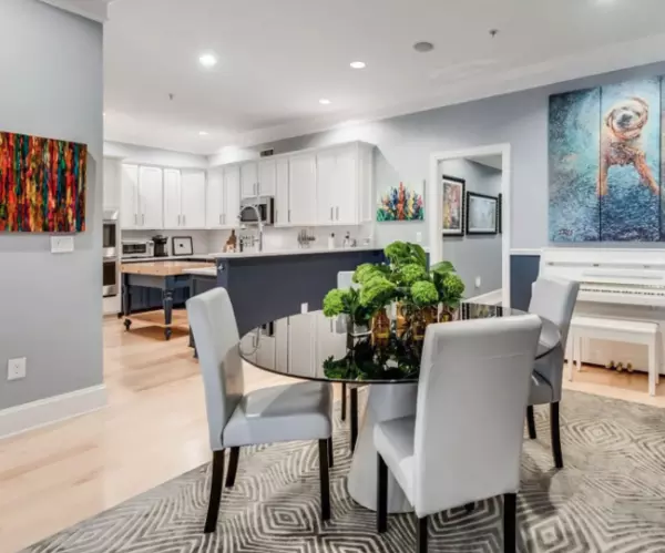 2 bedrooms apartment for rent in Uptown - Ne Dallas, Dallas