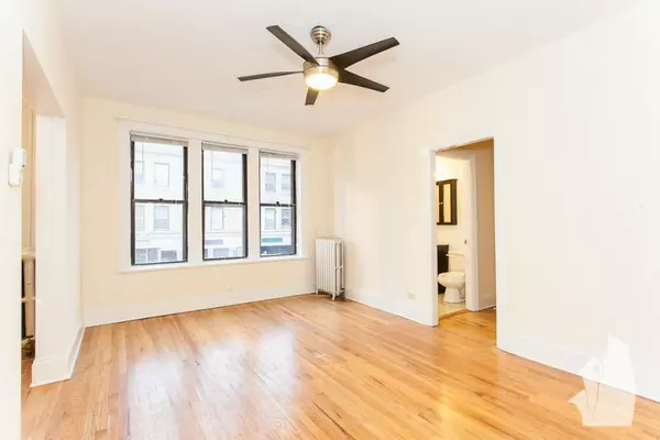Studio Apartment for rent in Logan Square - North Side, Chicago