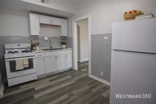 2 bedrooms apartment for rent in Chicago Lawn - Southwest Side, Chicago