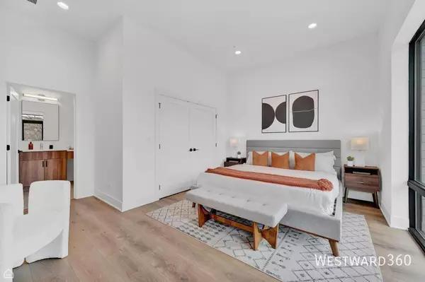 3 bedrooms apartment for rent in Little Italy/Uic - Central, Chicago