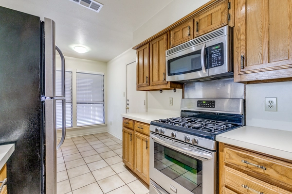 2 bedrooms apartment for rent in Farmers Branch - Nw Dallas, Dallas