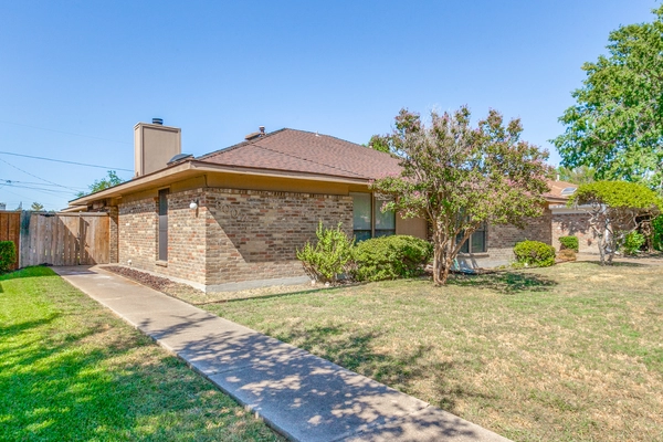 2 bedrooms apartment for rent in Farmers Branch - Nw Dallas, Dallas