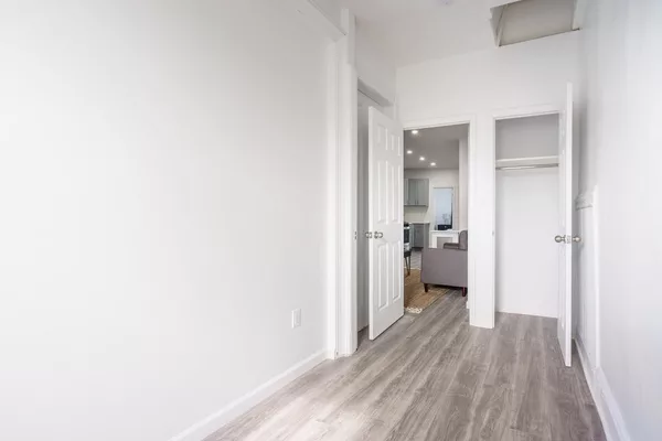 Coliving in Ditmas / Steinway - Queens, New York