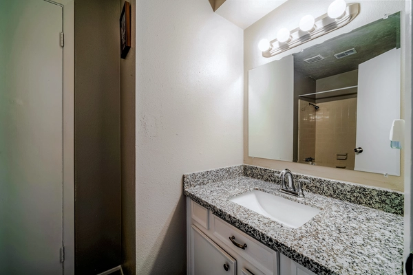 Coliving in Southbelt / Ellington - Se Houston, Houston