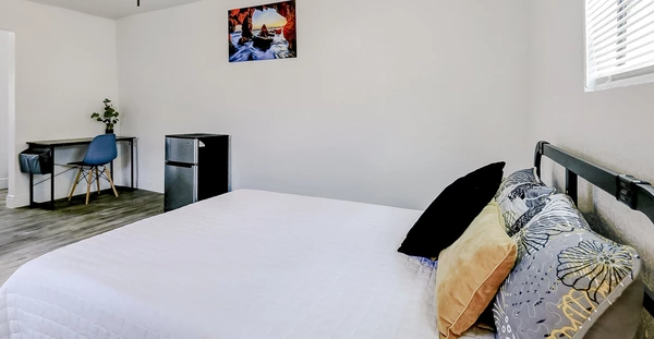 Coliving in Grant Park Tampa - East Tampa, Tampa