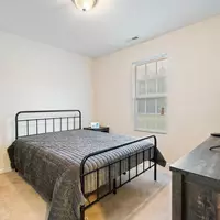 Coliving in Hickory Grove - East Charlotte, Charlotte