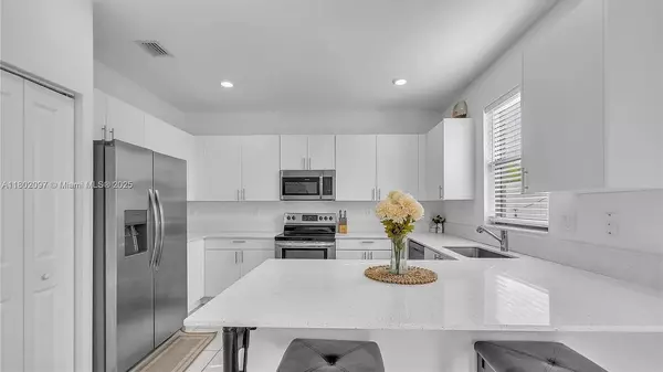Coliving in West Park - Broward County, Miami